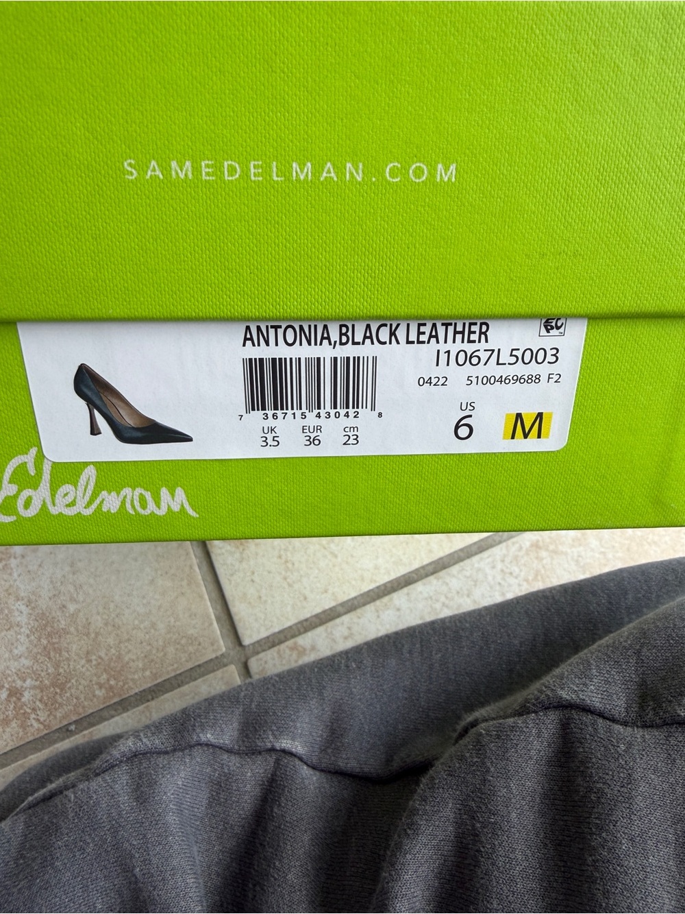 Sam Edelman Black Leather Pumps - Picture 8 of 8